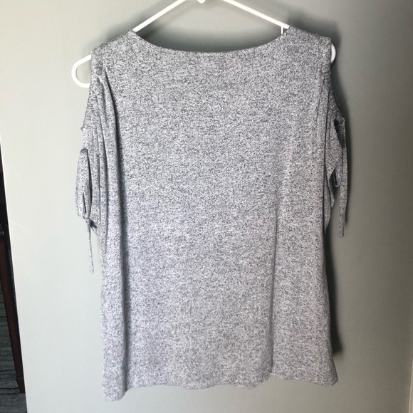 🌸Lucky Brand Blouse 🌸 - Picture 2 of 5